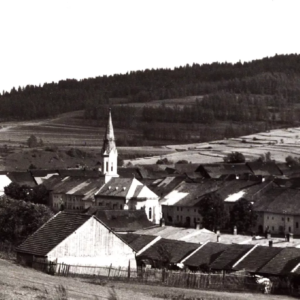 Obec Ruskinovce historická fotografia