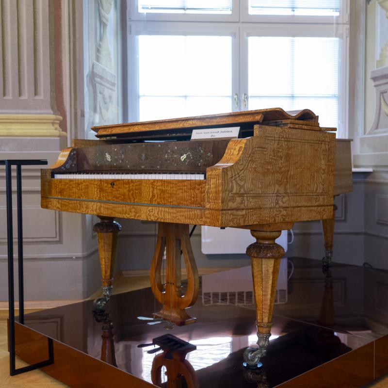 Klavír Schmidt. Autor: Vladimír Krempaský